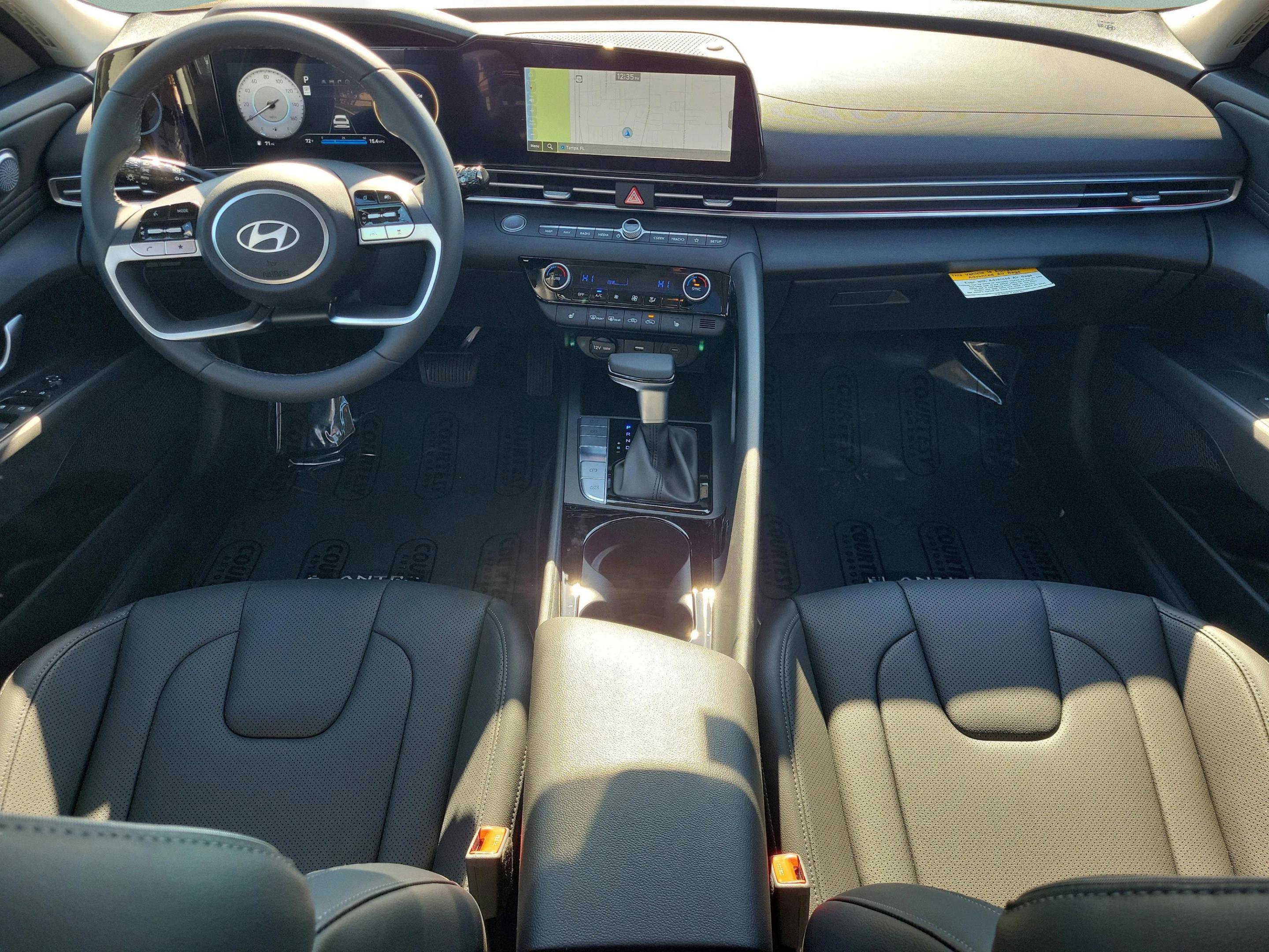 New 2026 Hyundai Elantra Limited image 4