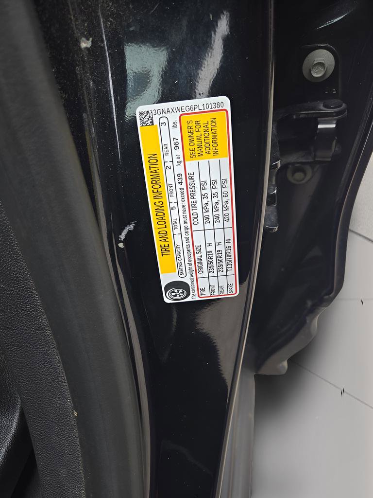 Used 2023 Chevrolet Equinox RS image 8