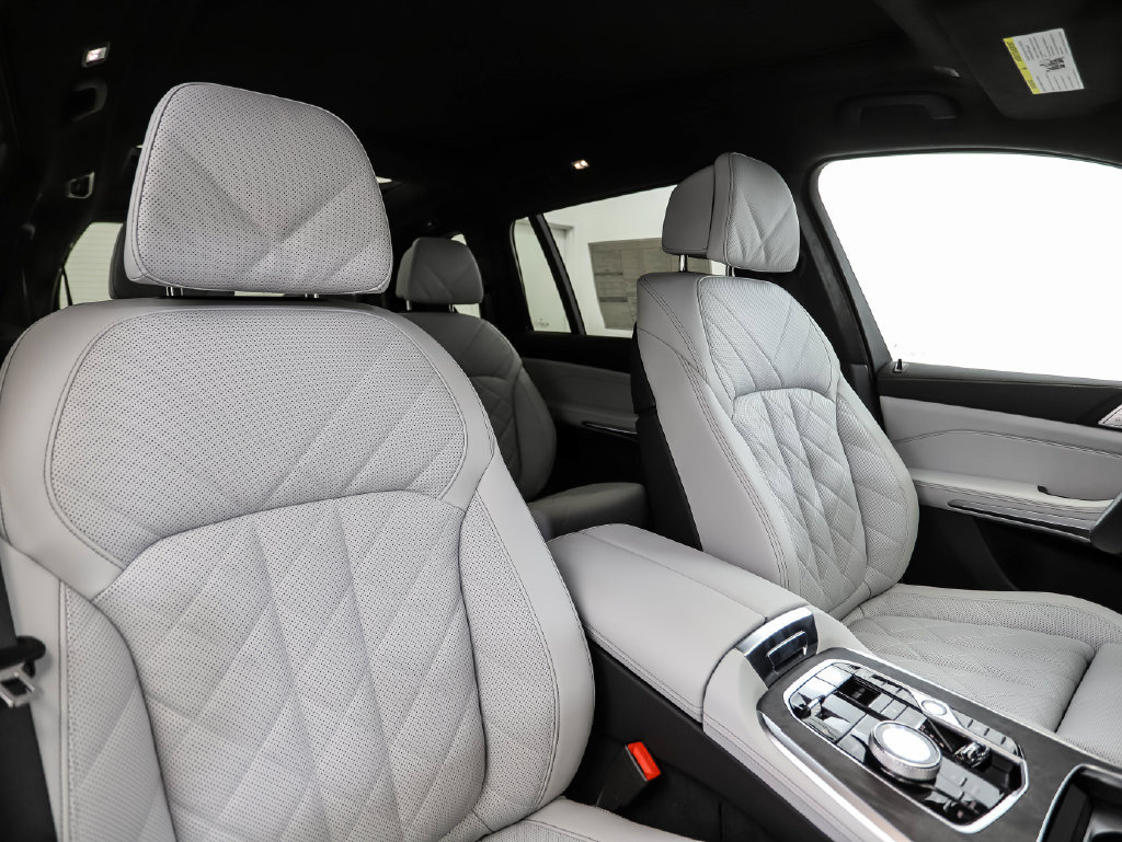 New 2027 BMW X7 xDrive40i w/ Executive Package AWD/4WD image 38
