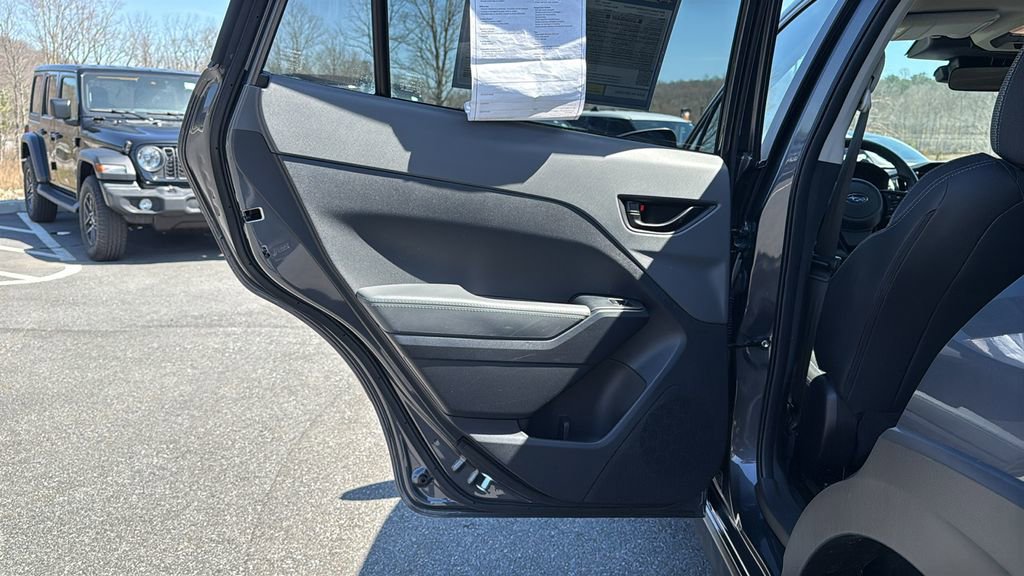 Certified 2024 Subaru Crosstrek 2.0i Premium AWD/4WD image 24