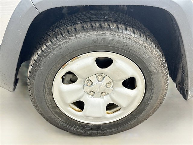 Used 2018 Jeep Cherokee Trailhawk w/ Cold Weather Group image 31