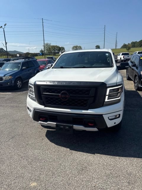 Used 2024 Nissan Titan PRO-4X w/ Pro-4x Convenience Package AWD/4WD image 20