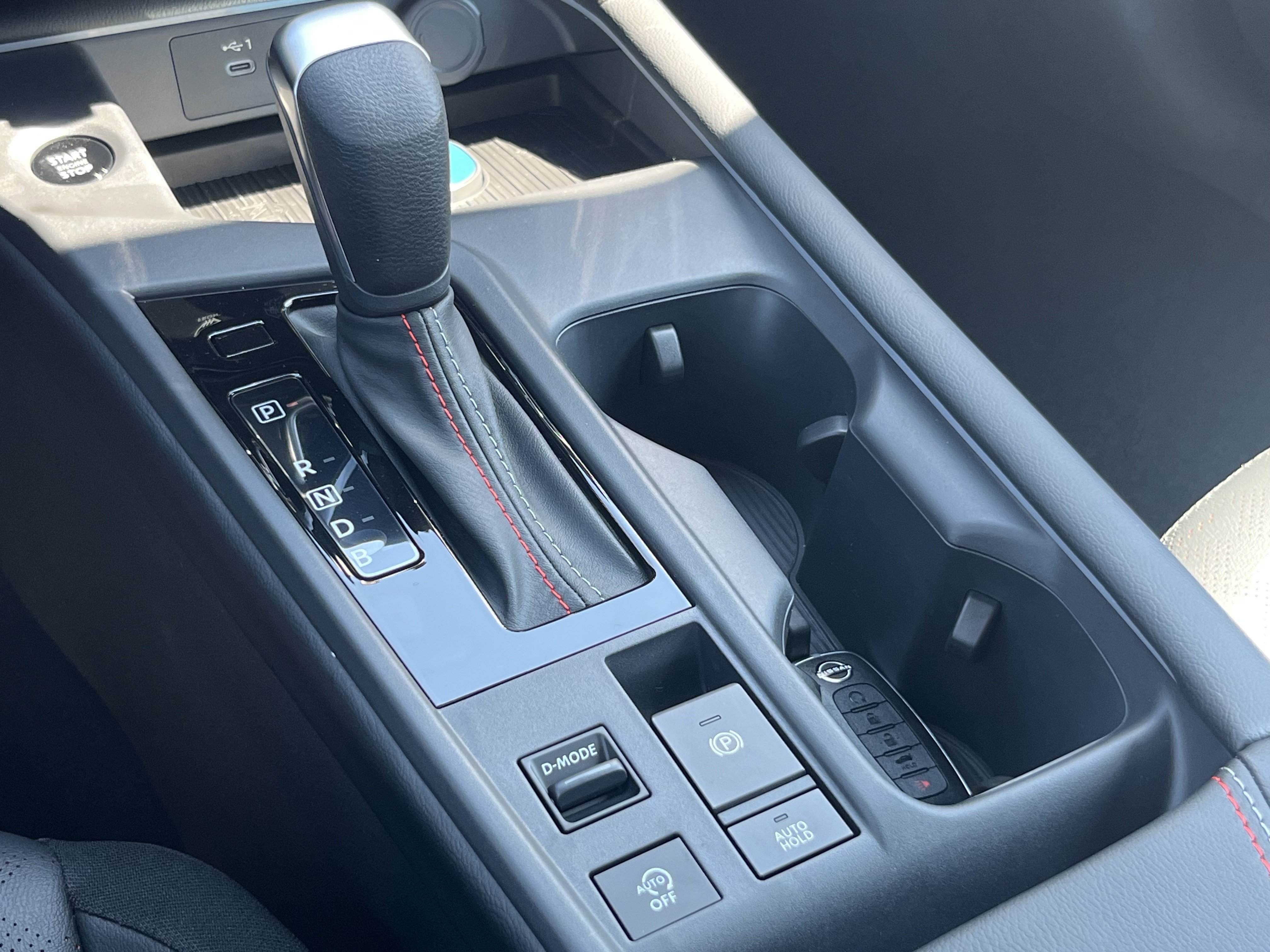 New 2027 Nissan Sentra SR w/ SR Premium Package FWD image 30