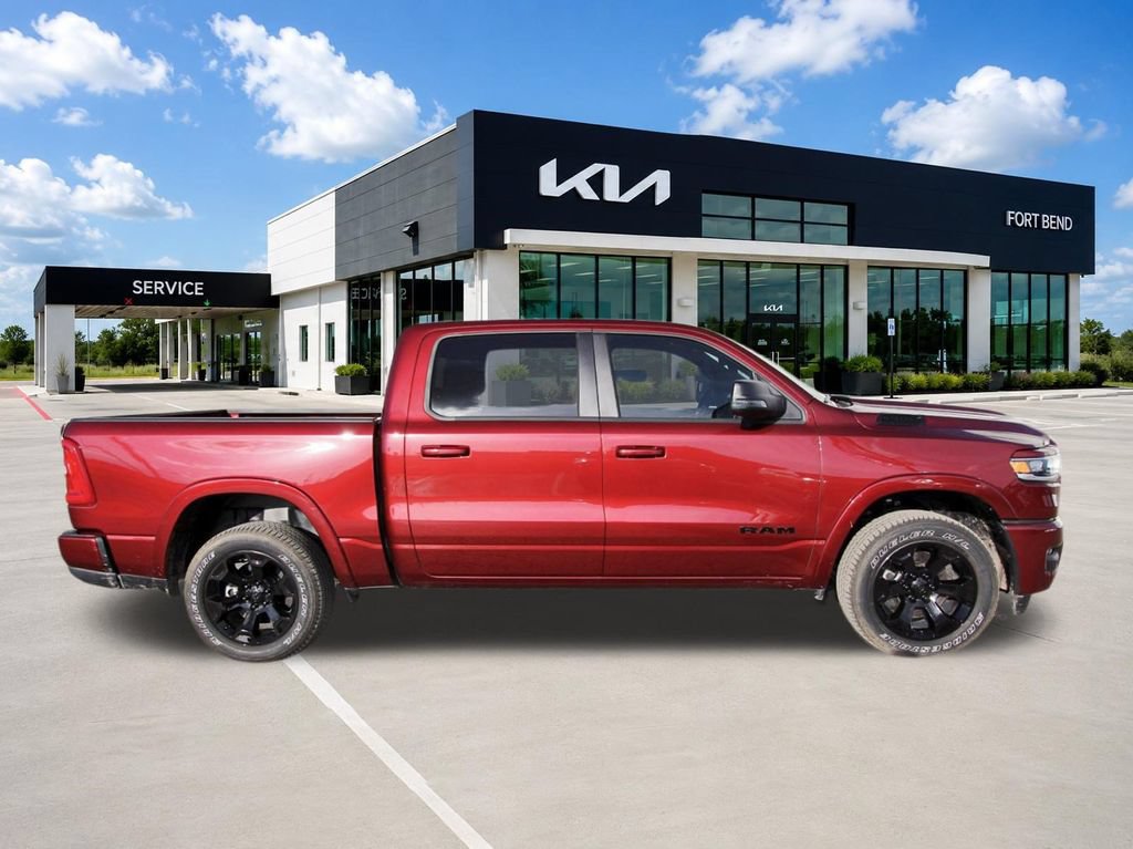 Used 2025 RAM 1500 Big Horn AWD/4WD image 4