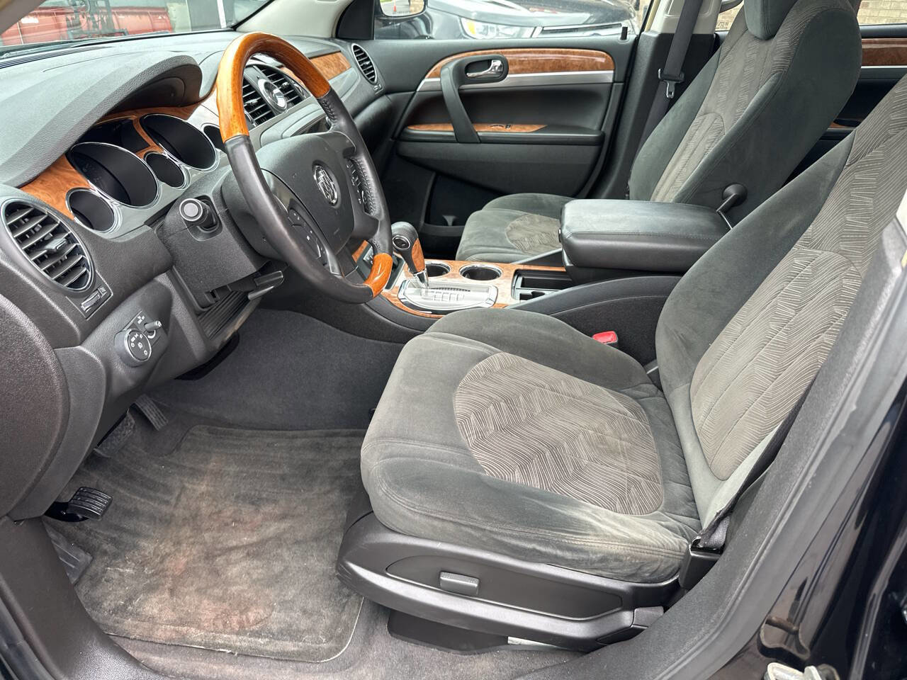 Used 2009 Buick Enclave CX w/ Driver Confidence Package image 12