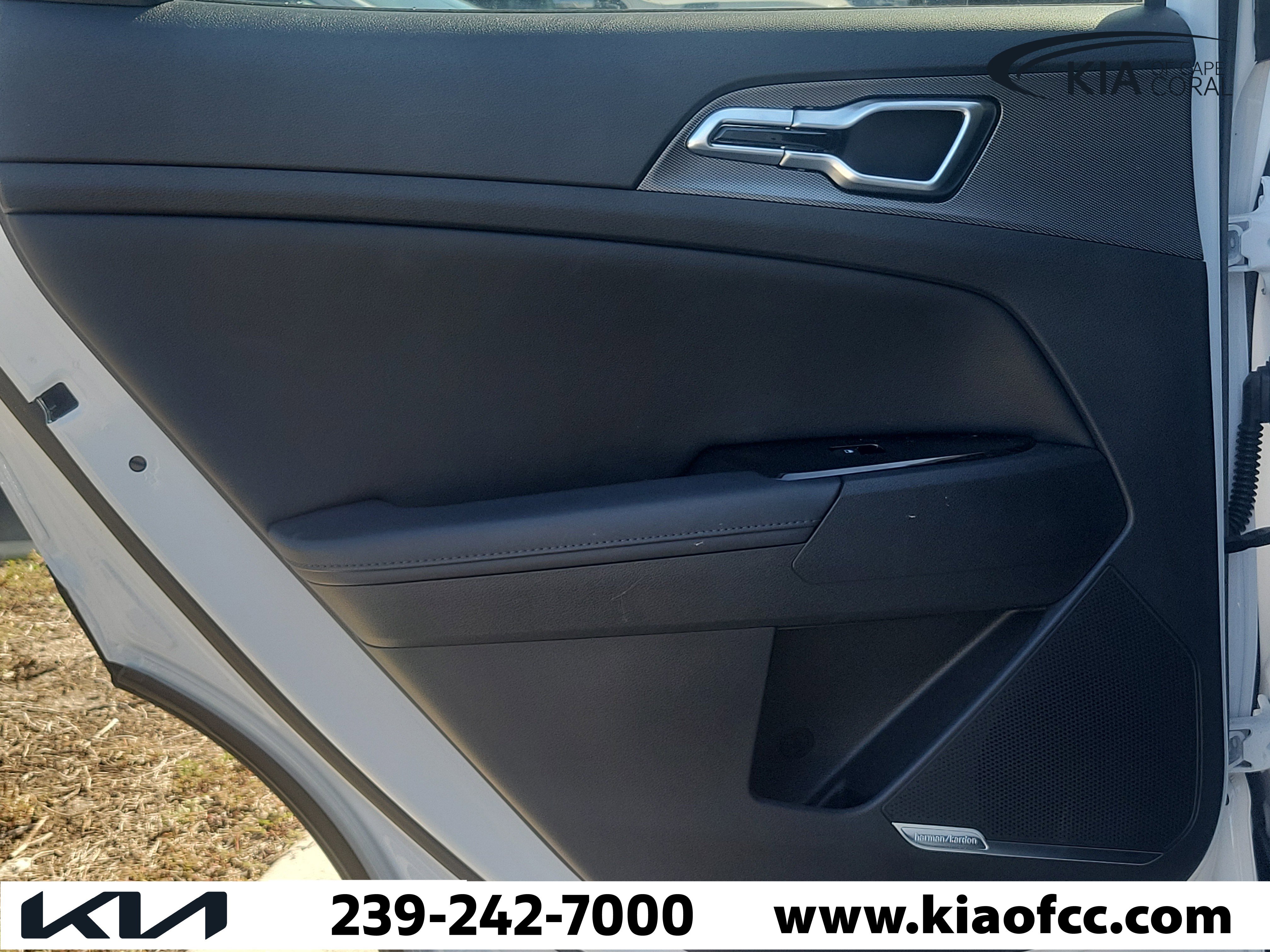 Certified 2023 Kia Sportage SX FWD image 11