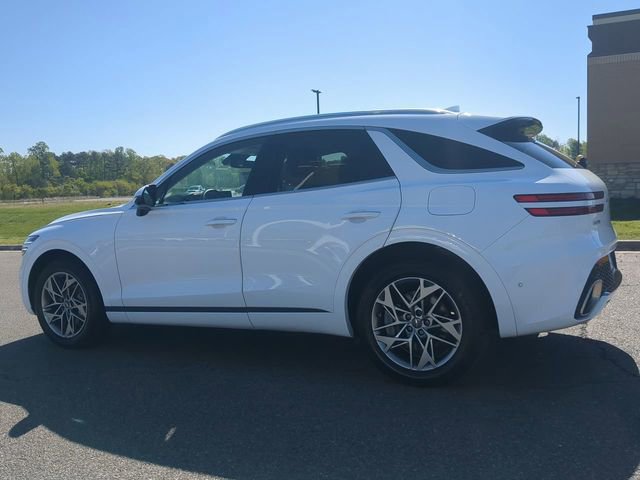 Used 2023 Genesis GV70 2.5T w/ Advanced Package AWD/4WD image 6