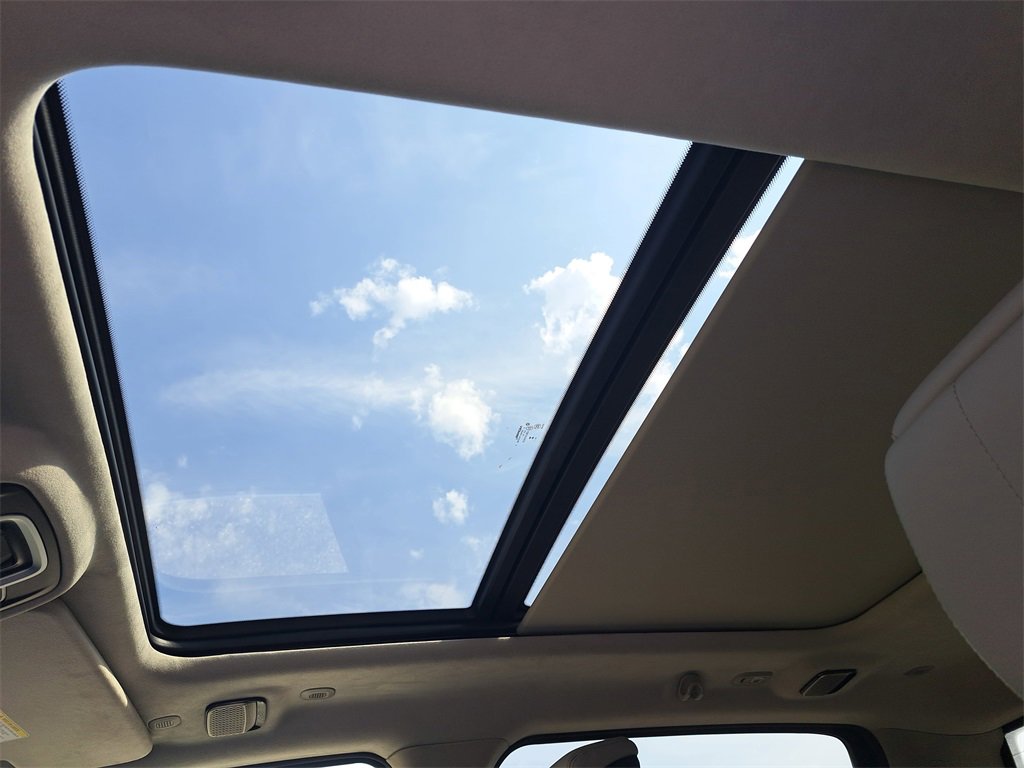 Used 2025 RAM 1500 Tungsten w/ Trailer Tow Group image 31