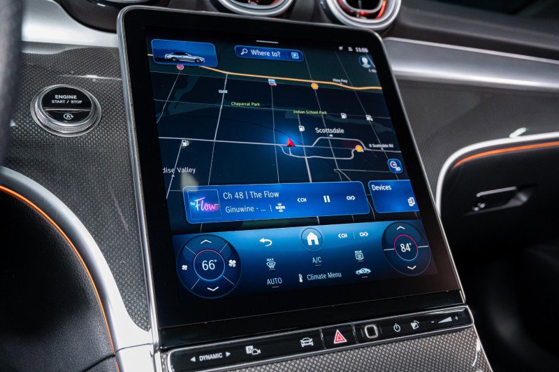 Used 2025 Mercedes-Benz CLE 300 4MATIC Cabriolet image 23