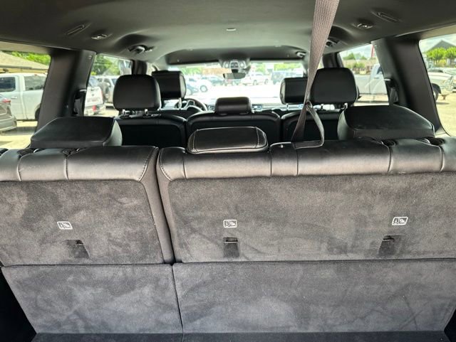 Used 2023 Jeep Wagoneer L Series II RWD image 28