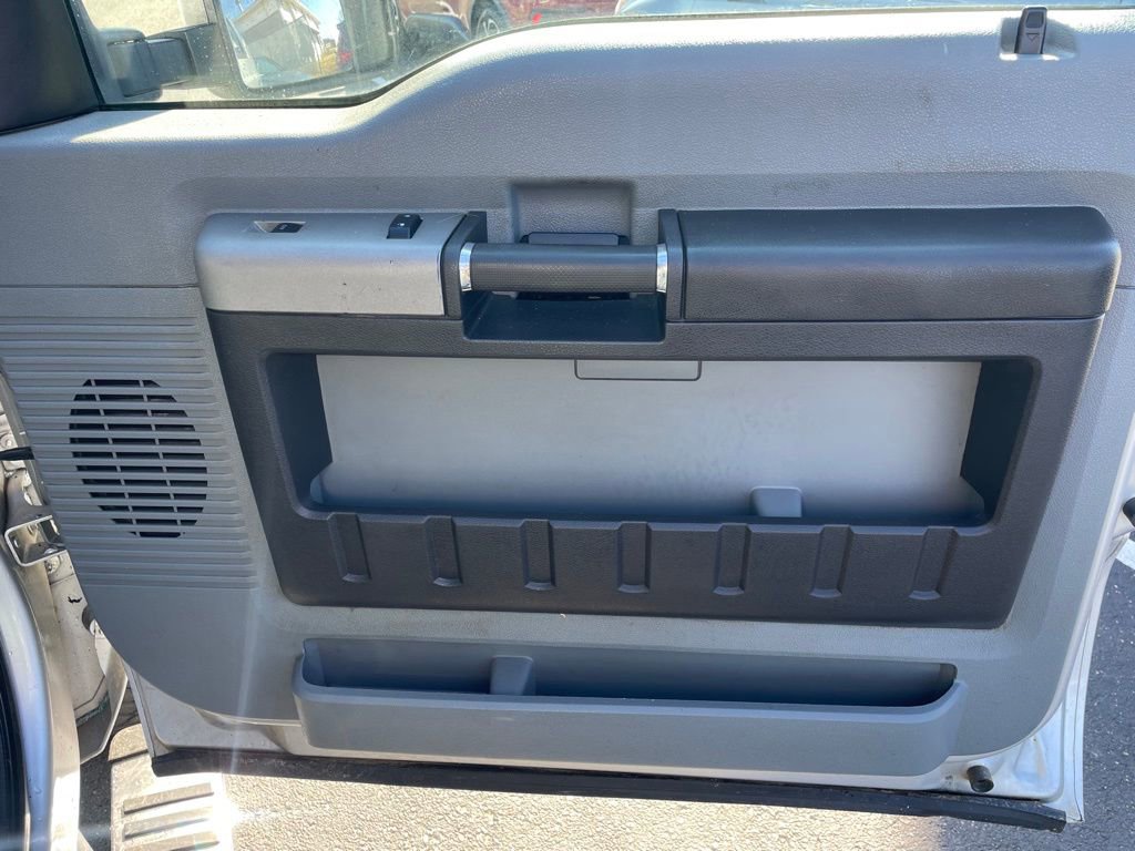 Used 2015 Ford F250 XLT w/ XLT Premium Package image 10