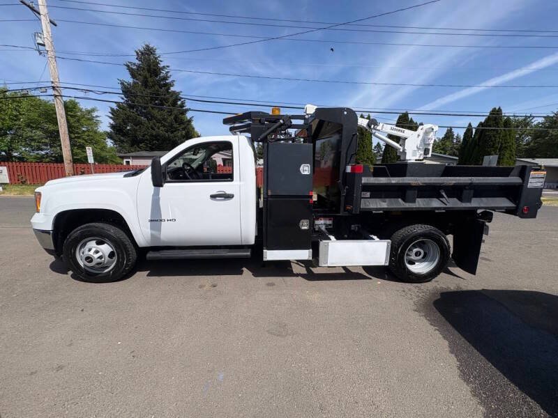 Used 2013 GMC Sierra 3500 W/T RWD image 8