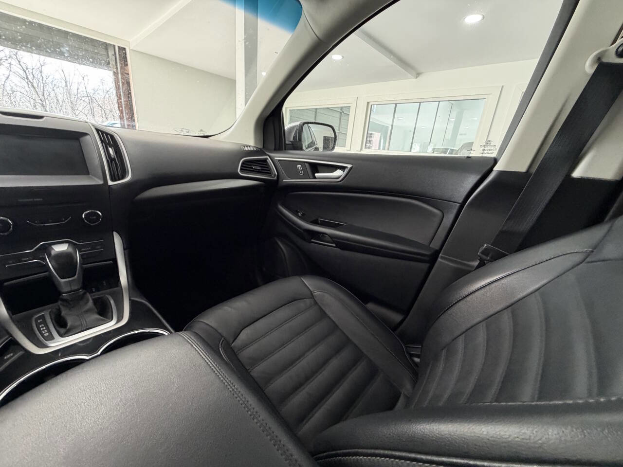 Used 2015 Ford Edge SEL w/ Equipment Group 201A AWD/4WD image 23