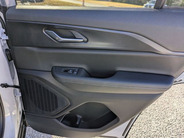 New 2025 Jeep Grand Cherokee Laredo RWD image 40