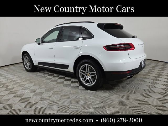 Used 2018 Porsche Macan Sport Edition AWD/4WD image 6
