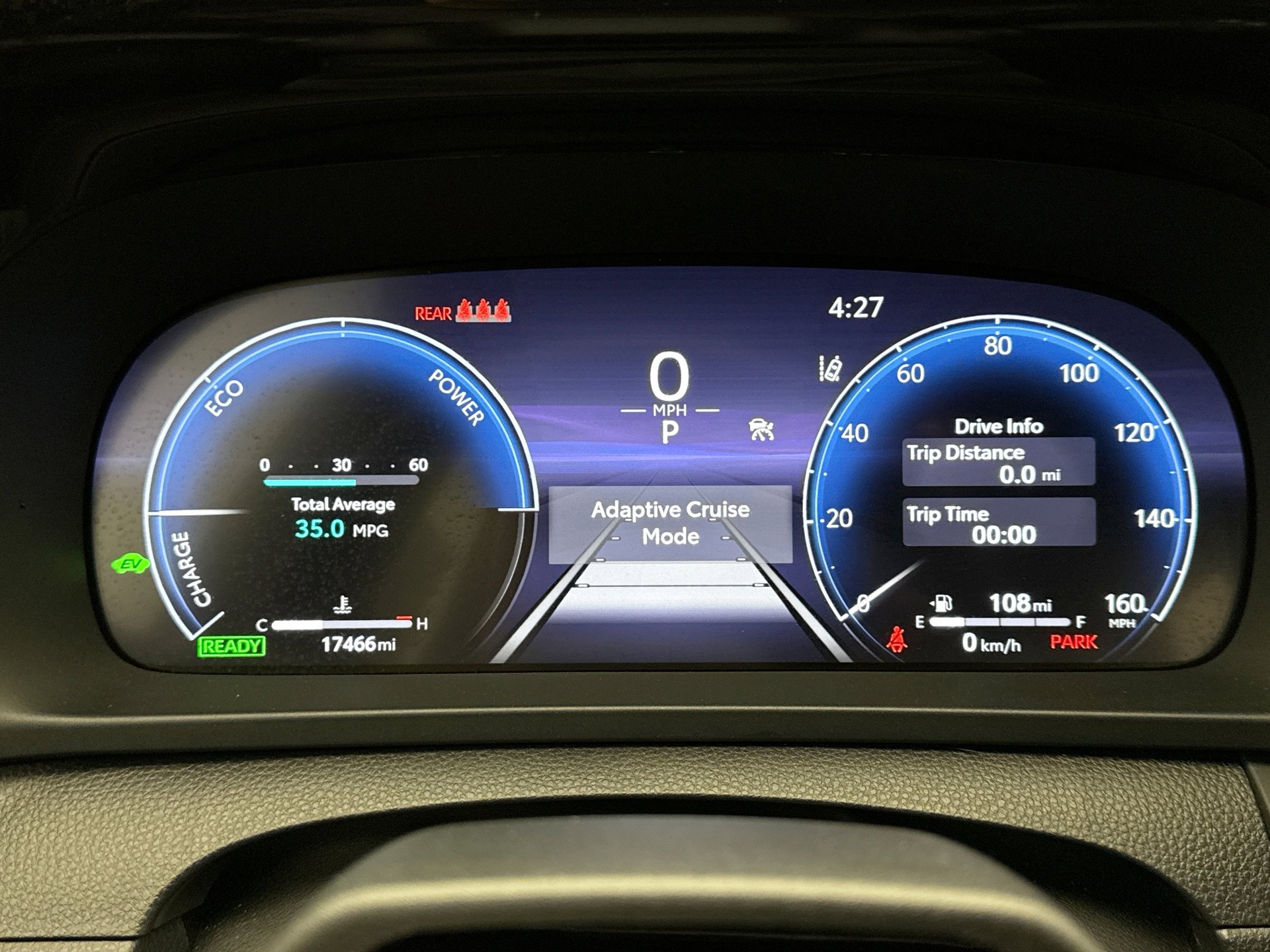 Used 2025 Toyota Crown Signia w/ Advanced Technology Package image 13