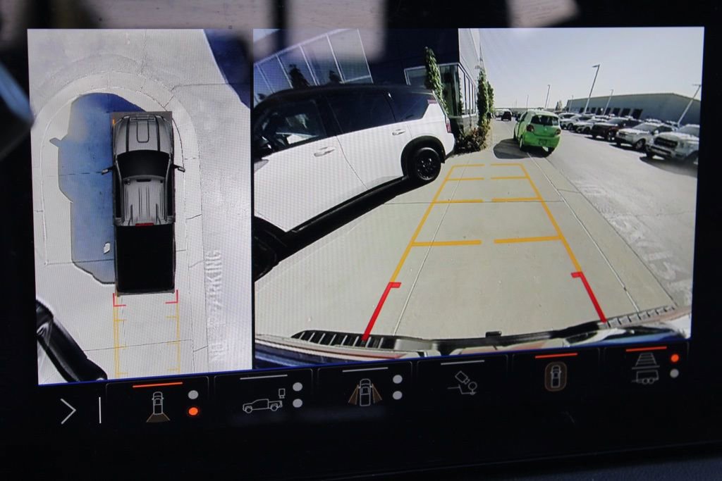 Used 2024 GMC Sierra 2500 AT4 w/ AT4 Premium Plus Package image 40