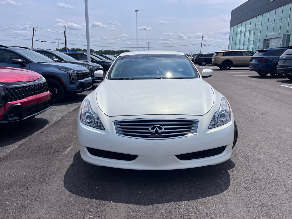 Used 2009 INFINITI G37 Convertible w/ Premium Pkg RWD image 7