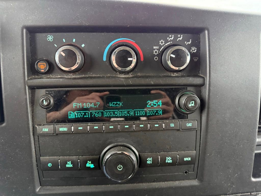 Used 2019 Chevrolet Express 3500 LT w/ LT Preferred Equipment Group image 19