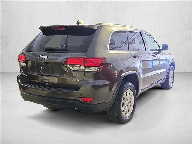 Used 2021 Jeep Grand Cherokee Laredo AWD/4WD image 5