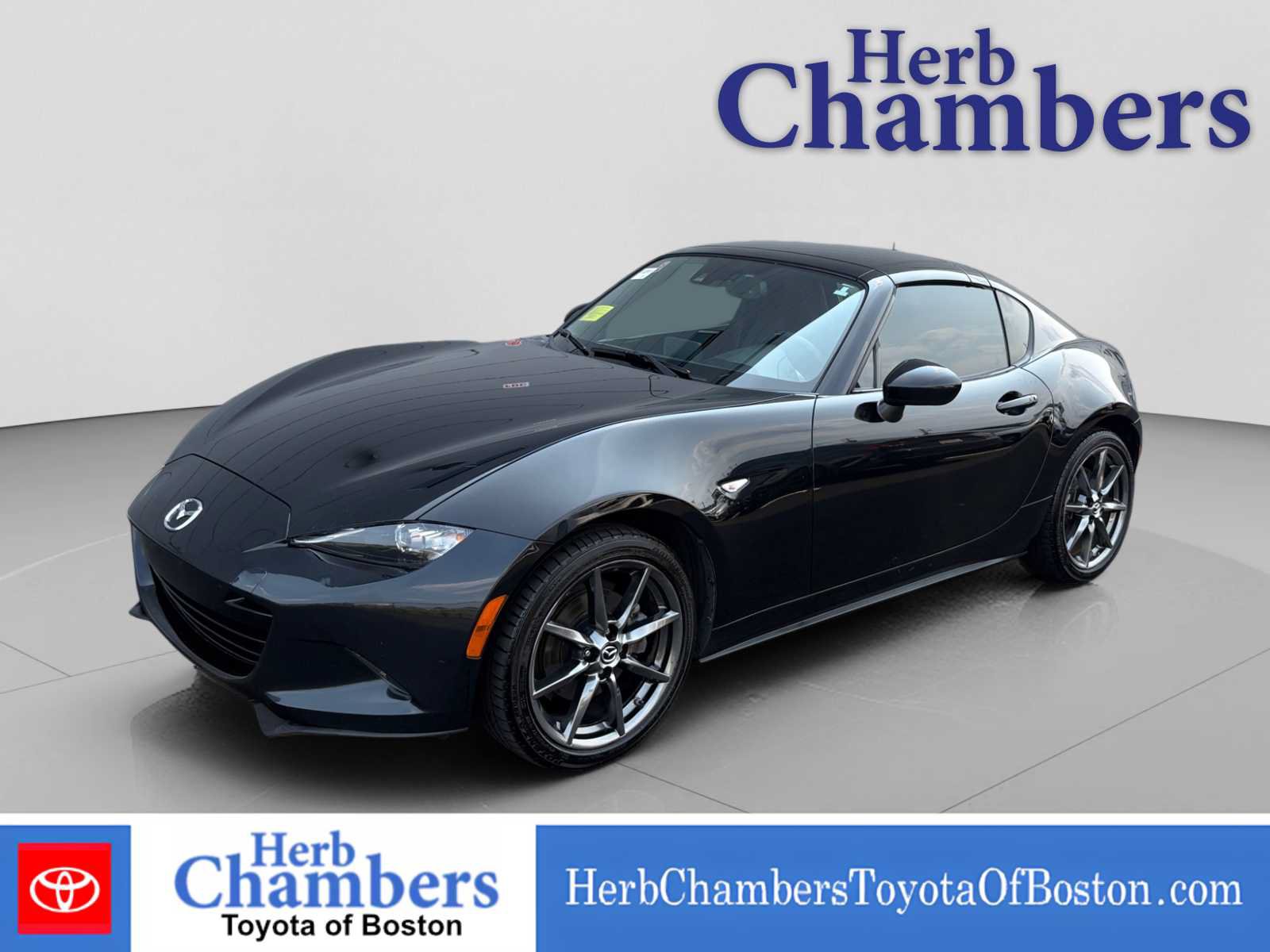 Used 2018 MAZDA MX-5 Miata RF Grand Touring RWD image 9