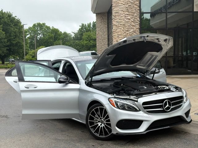 Used 2018 Mercedes-Benz C 300 4MATIC Sedan image 9