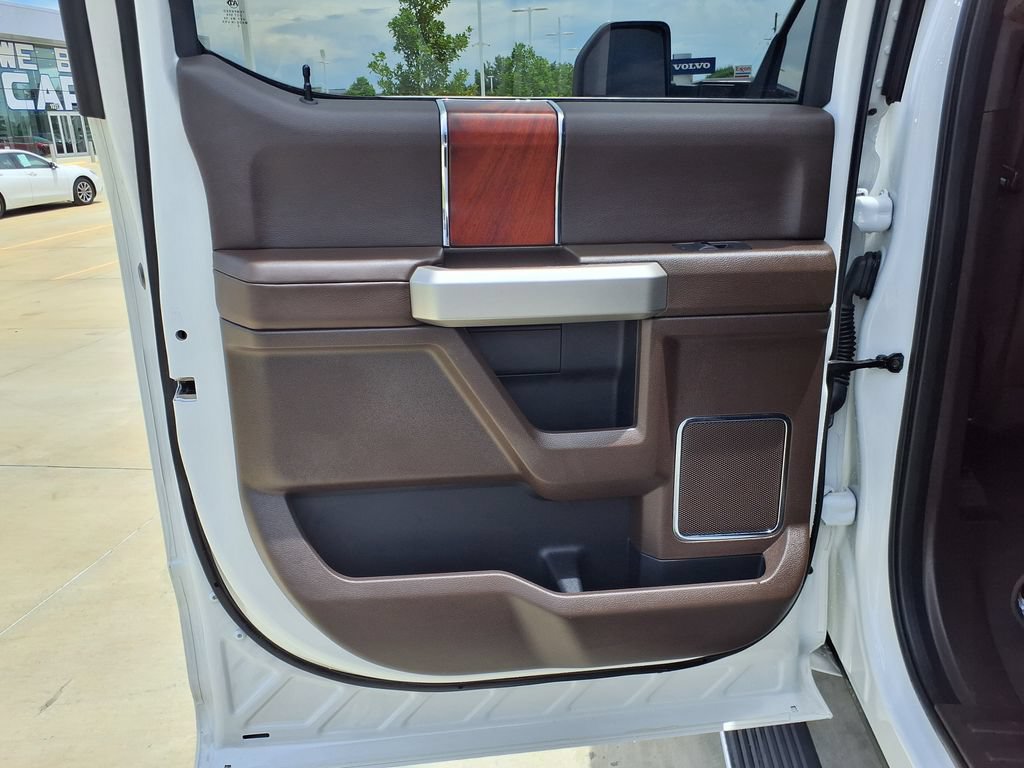 Used 2020 Ford F250 King Ranch w/ King Ranch Ultimate Package AWD/4WD image 15