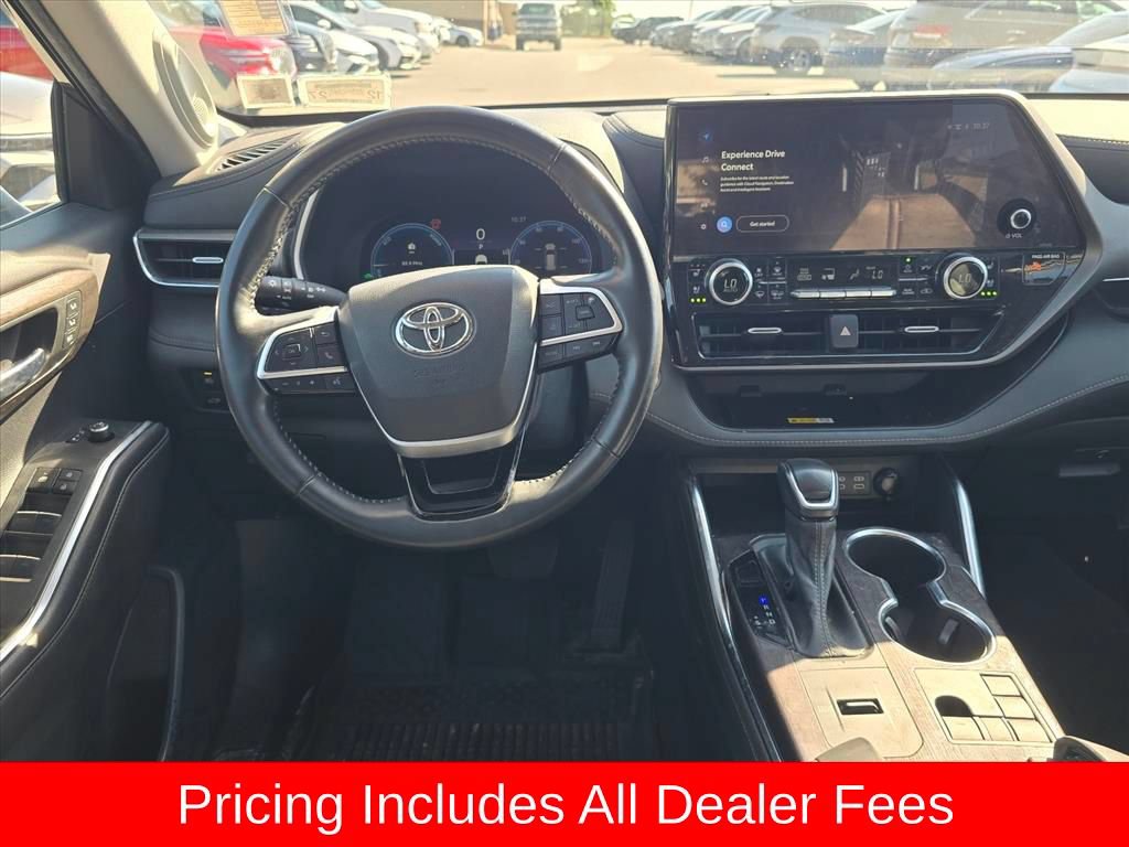 Used 2023 Toyota Highlander Limited AWD/4WD image 9