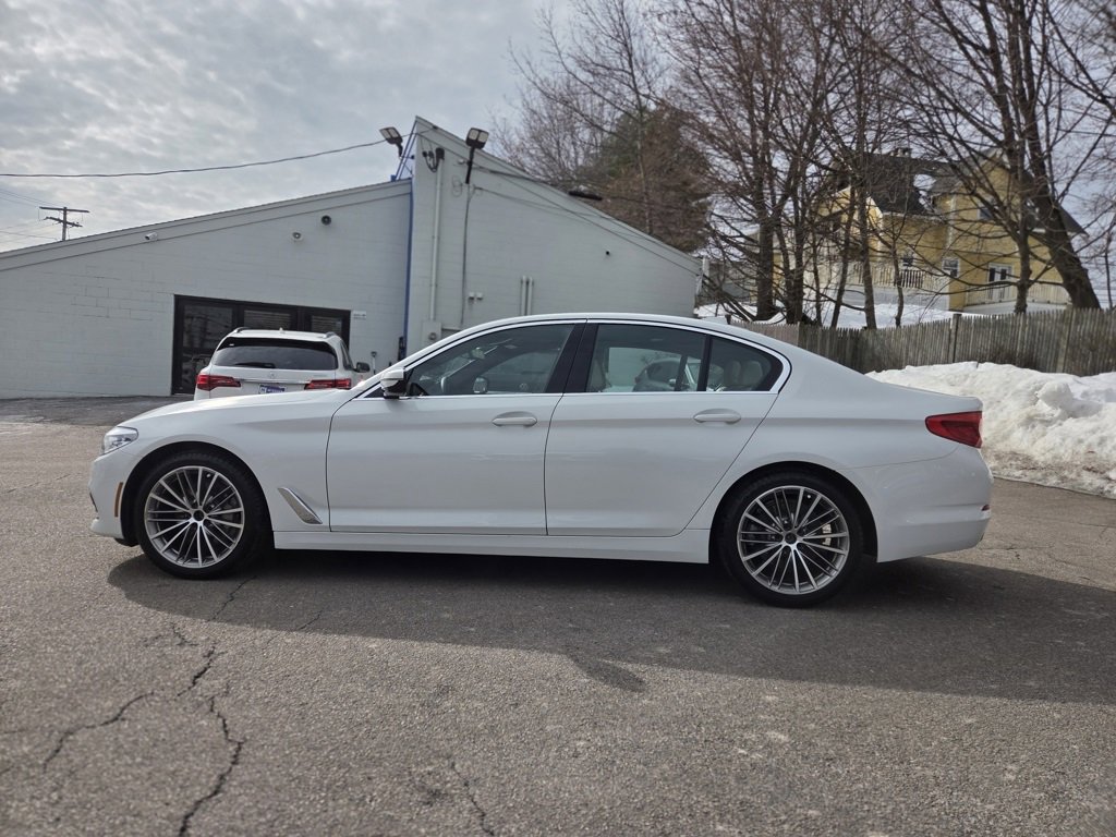 Used 2019 BMW 530i xDrive w/ Convenience Package image 3