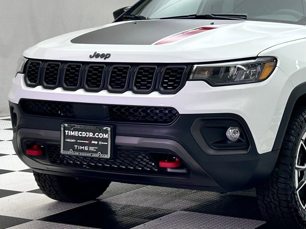 New 2026 Jeep Compass Trailhawk image 5