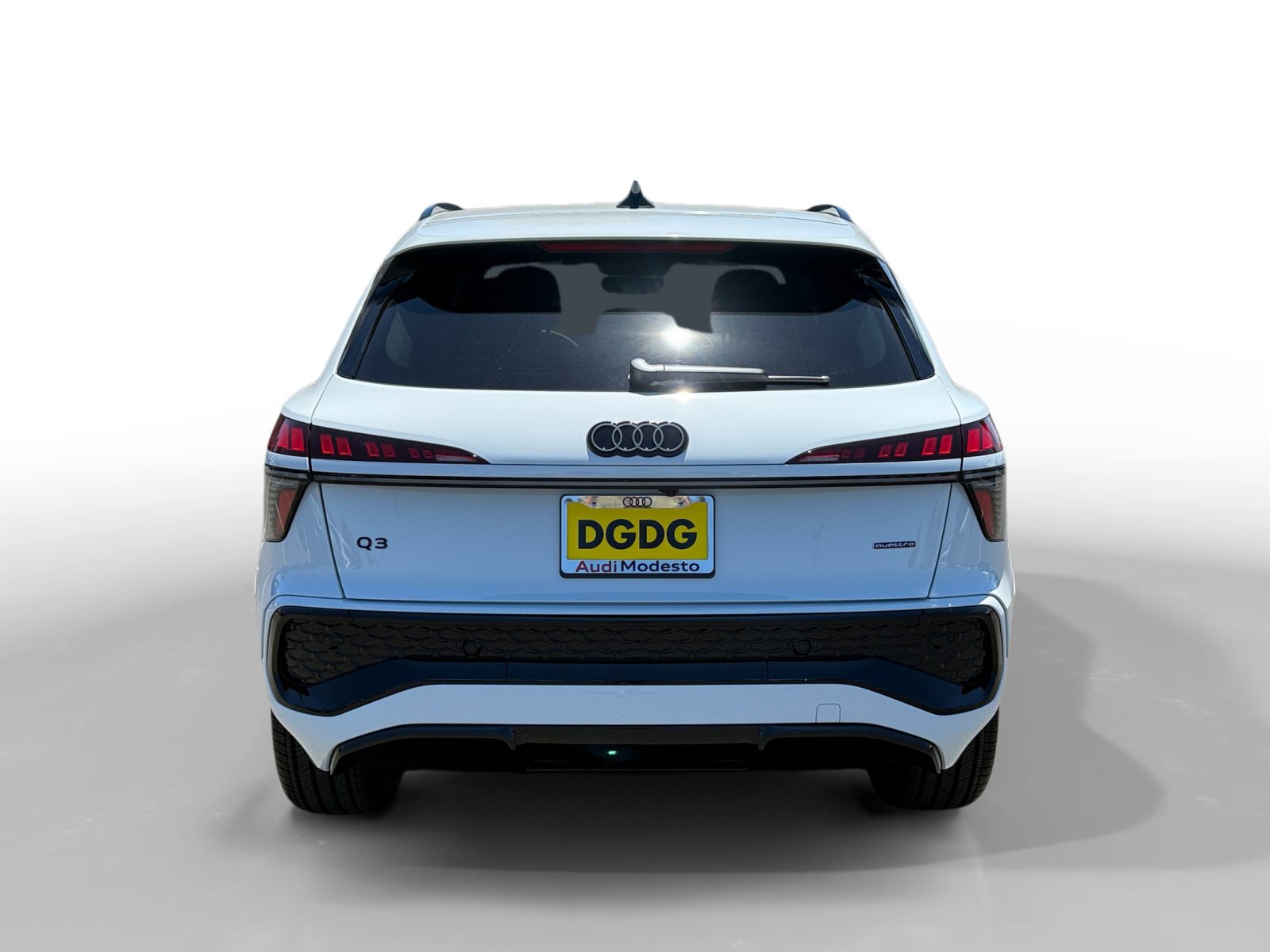 New 2026 Audi Q3 quattro 2.0T AWD/4WD image 4