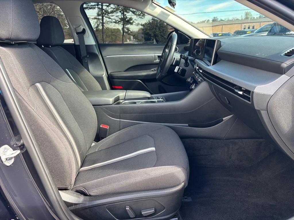 Used 2024 Hyundai Sonata SEL FWD image 12