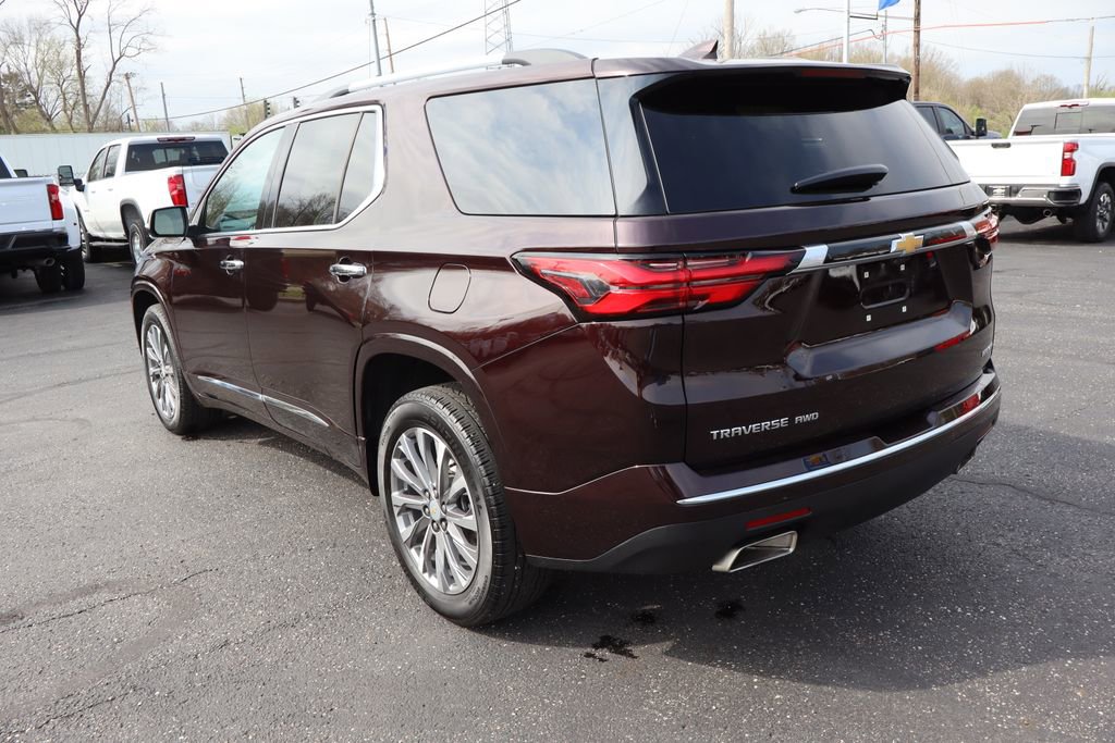 Used 2023 Chevrolet Traverse Premier w/ LPO, Floor Liner Package image 3