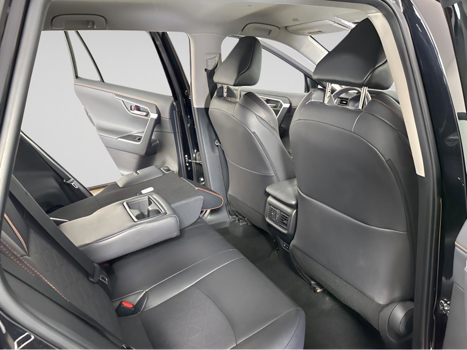 Used 2024 Toyota RAV4 Adventure image 27