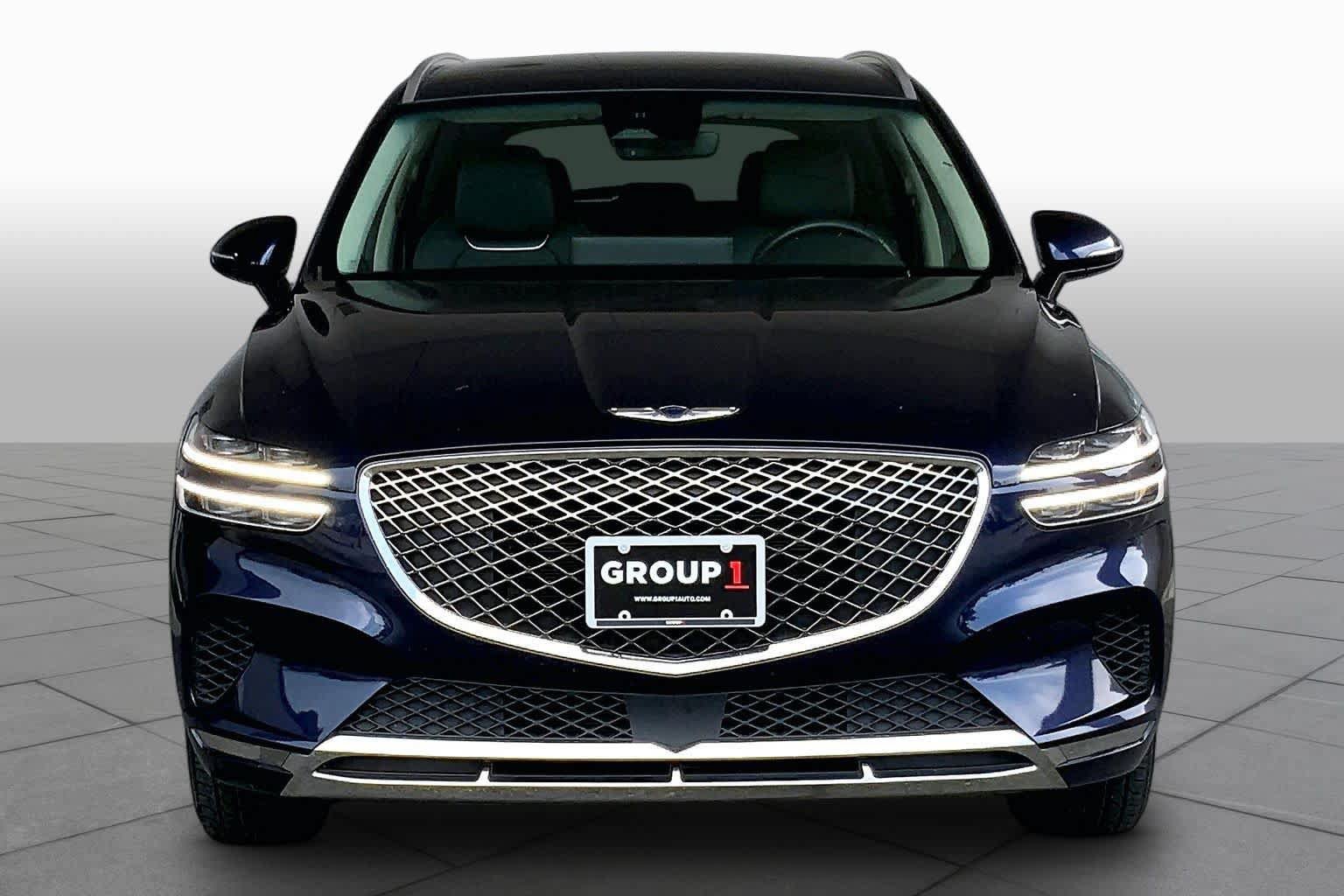 Used 2025 Genesis GV70 2.5T AWD/4WD image 4