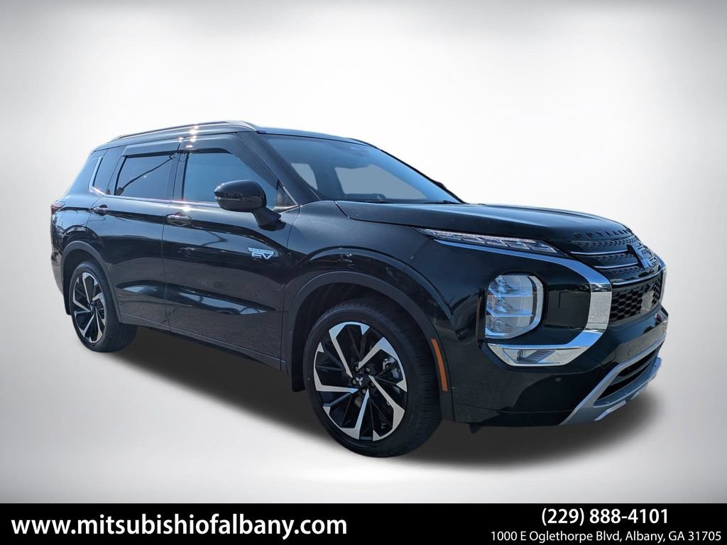 New 2025 Mitsubishi Outlander SEL