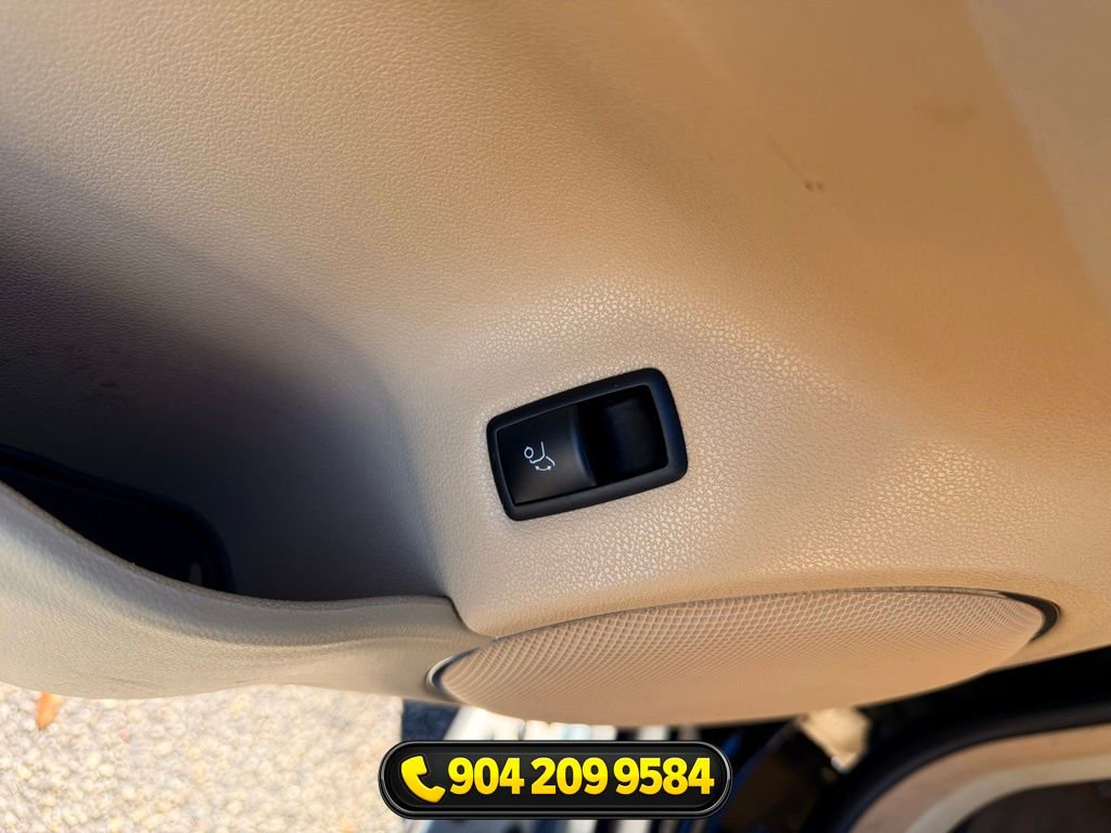 Used 2011 Mercedes-Benz GL 450 4MATIC image 12