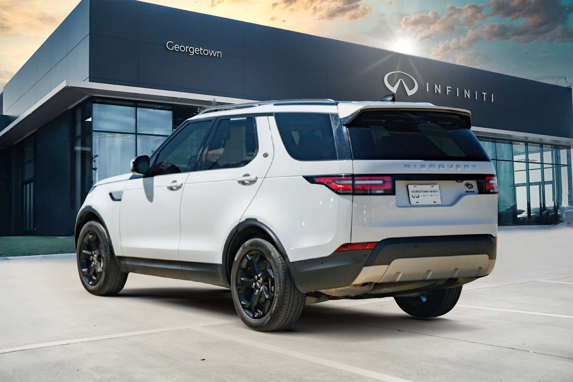 Used 2020 Land Rover Discovery HSE Luxury AWD/4WD image 6