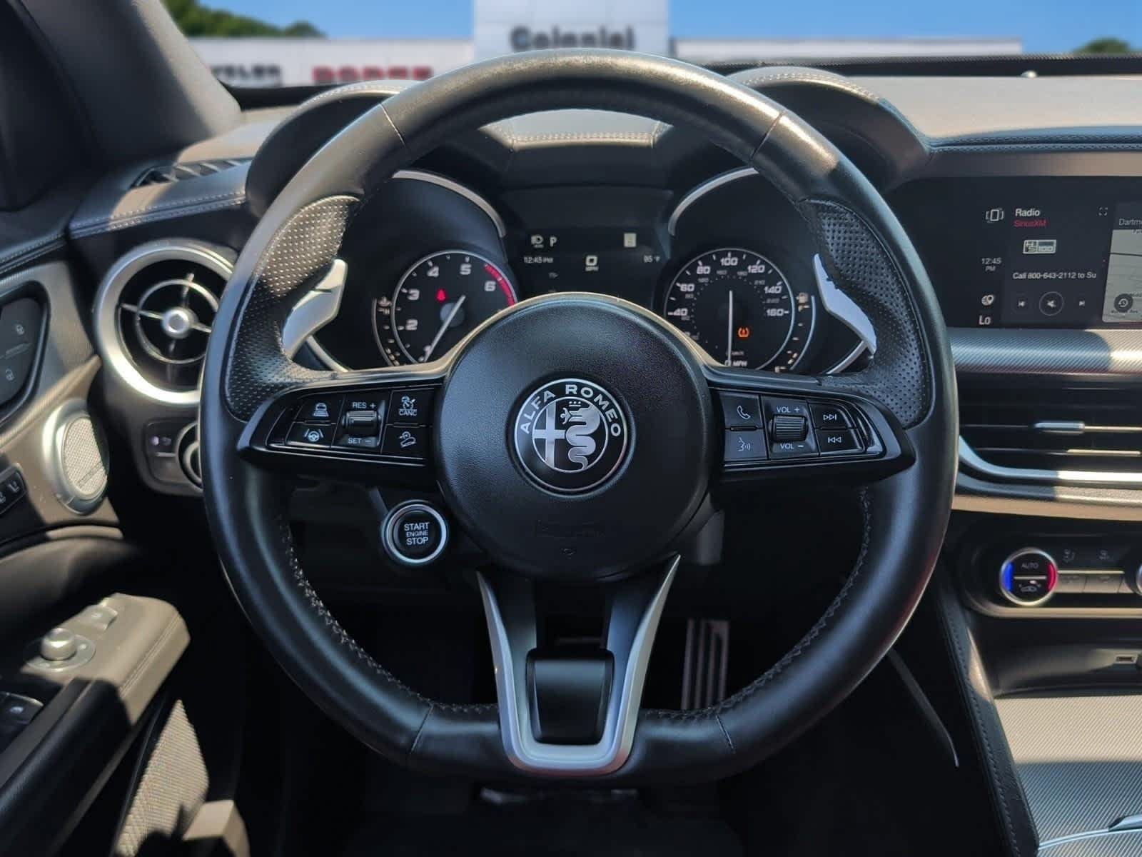 Used 2023 Alfa Romeo Stelvio Veloce AWD/4WD image 17
