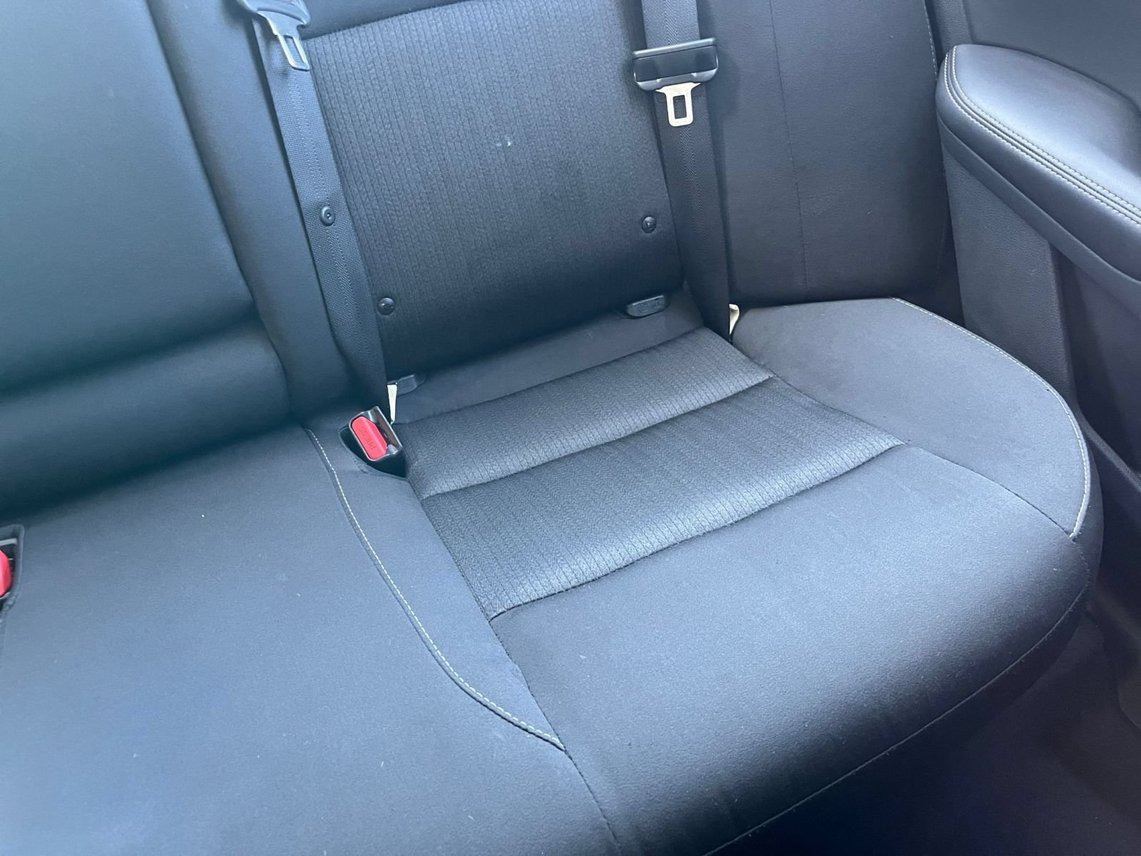 Used 2025 Nissan Altima 2.5 SV FWD image 33
