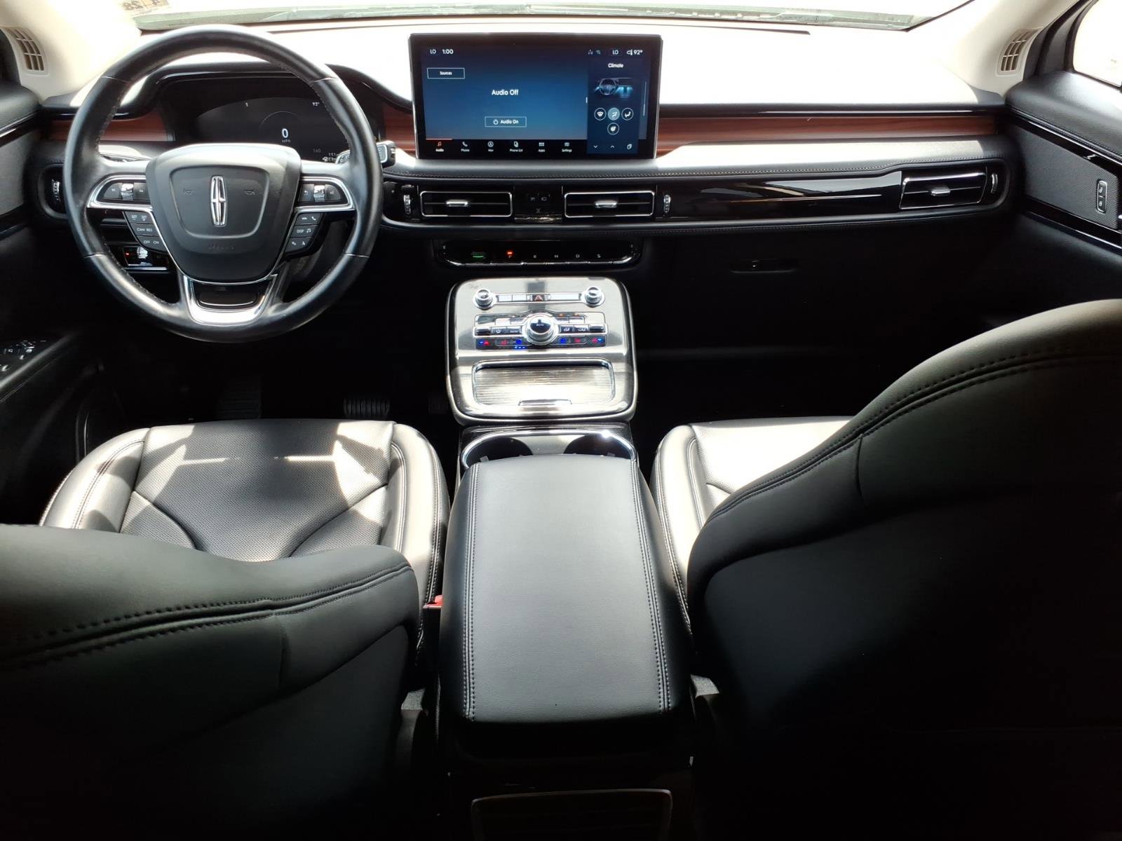 Used 2023 Lincoln Nautilus Reserve AWD/4WD image 10