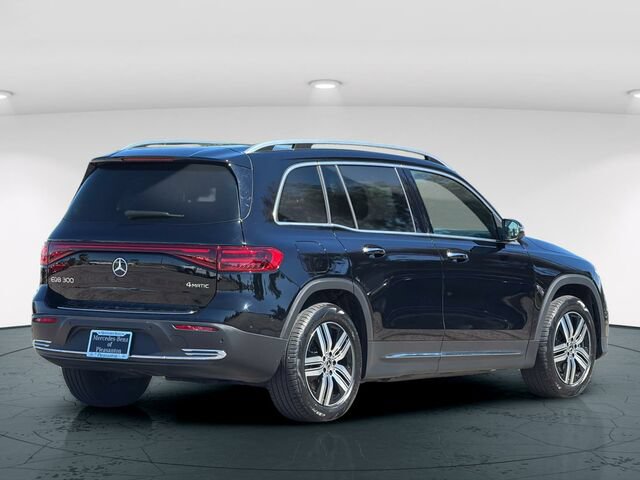 Certified 2024 Mercedes-Benz EQB 300 4MATIC image 7