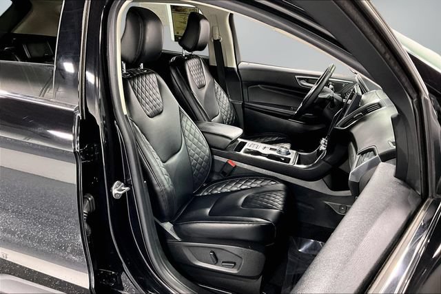 Used 2023 Ford Edge Titanium w/ Cargo Accessory Package AWD/4WD image 26
