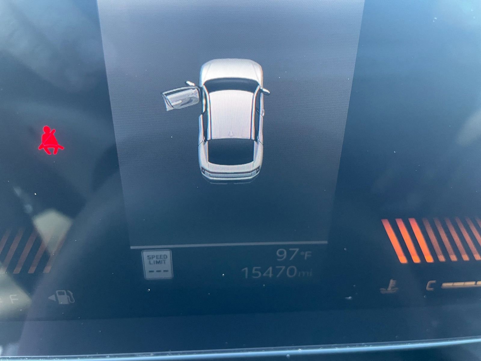 Used 2025 Kia K4 LXS image 39