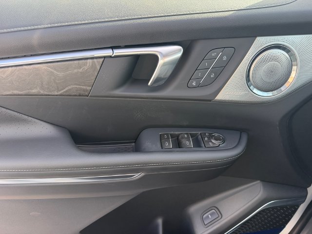 New 2027 Buick Enclave Avenir FWD image 28
