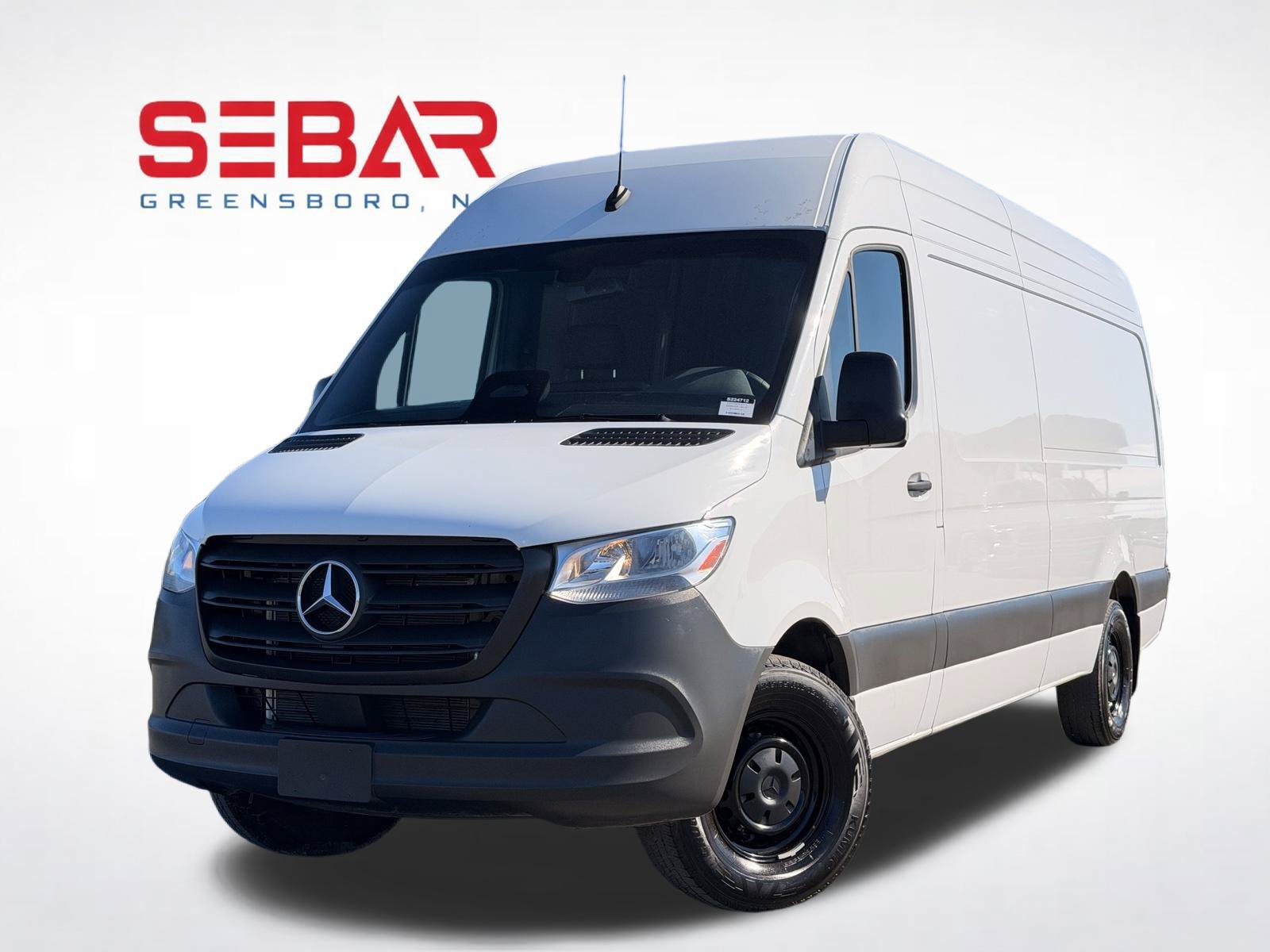 Used 2025 Mercedes-Benz Sprinter 2500 image 1