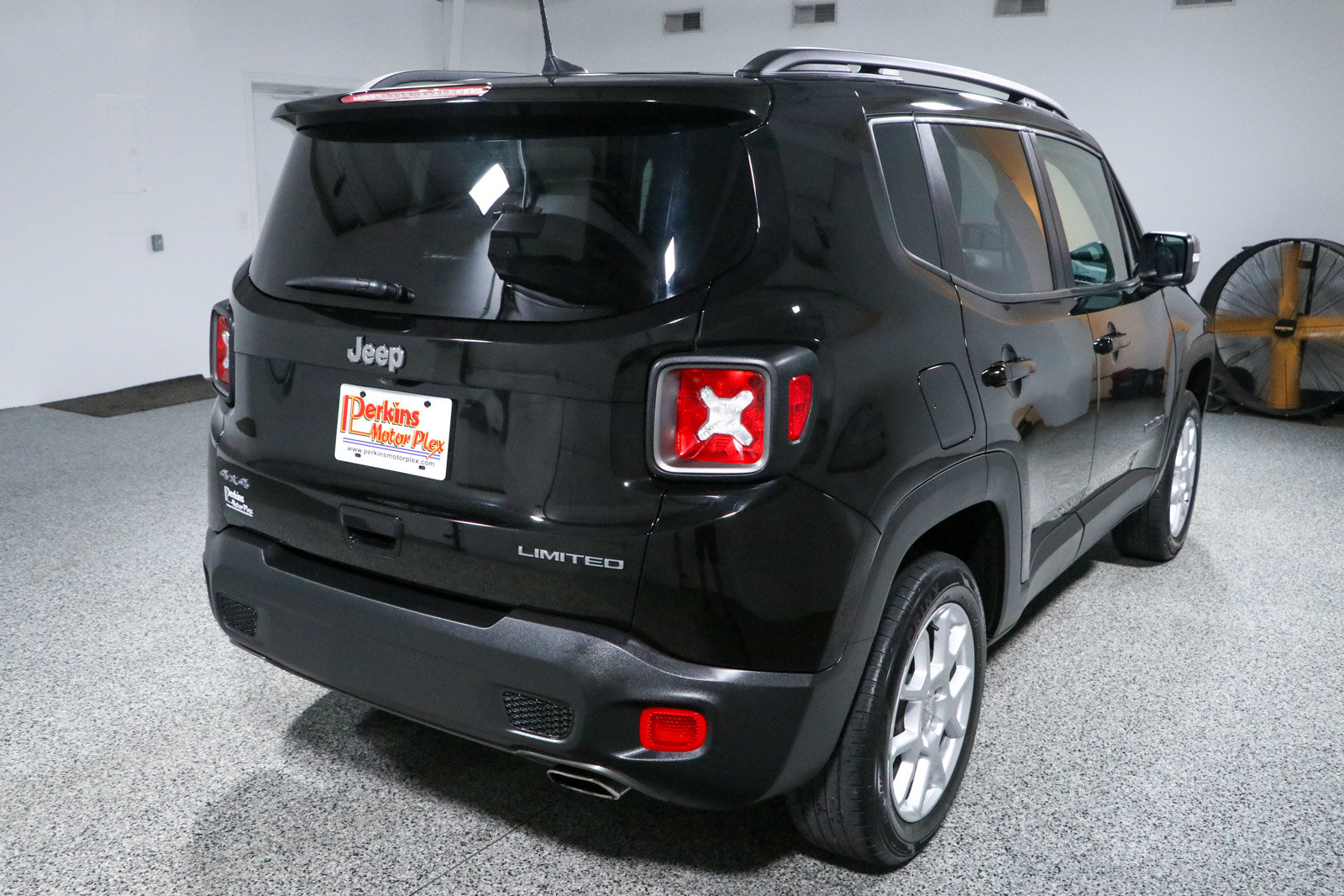 Used 2021 Jeep Renegade Limited AWD/4WD image 7