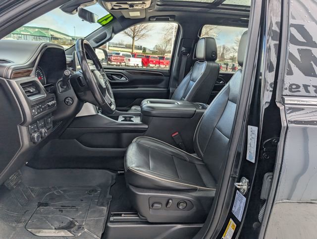 Used 2021 Chevrolet Tahoe Premier w/ Premium Package AWD/4WD image 2