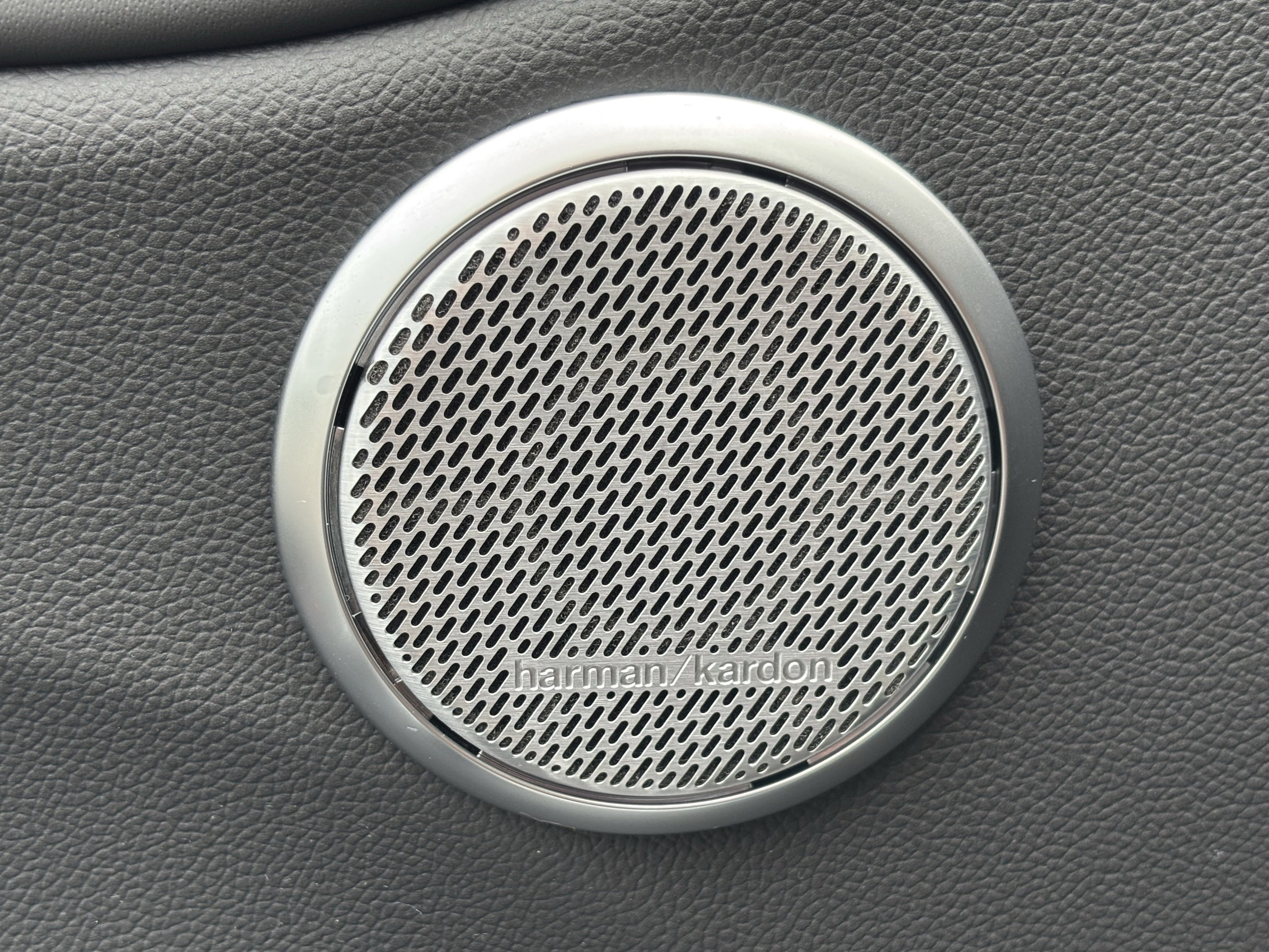 Certified 2023 Alfa Romeo Giulia Ti AWD/4WD image 31