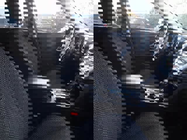 Used 2017 Chevrolet Equinox LT image 11